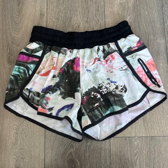 Lululemon Tracker Short III *4-way Stretch - Picture 5 of 8